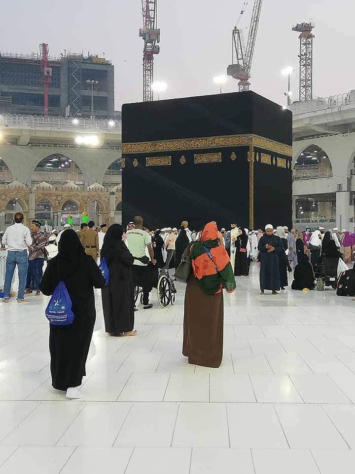 Female Family Group walk in Masjid Haram to Perform Umrah